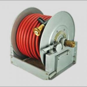 continuous flow hose reel gear crank rewind with detachable handle and brake assembly 300x300 - continuous-flow-hose-reel-gear-crank-rewind-with-detachable-handle-and-brake-assembly